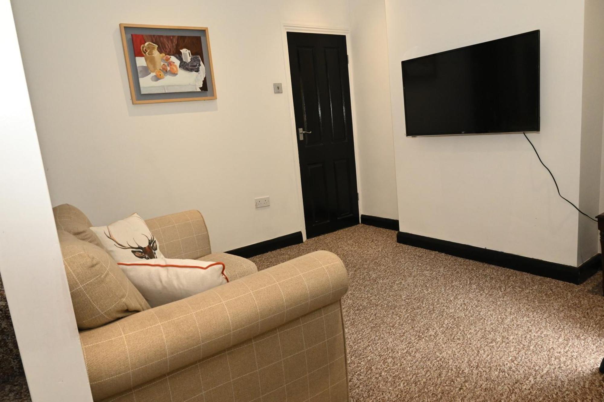 Cozy Luton Lägenhet Chatham  Exteriör bild