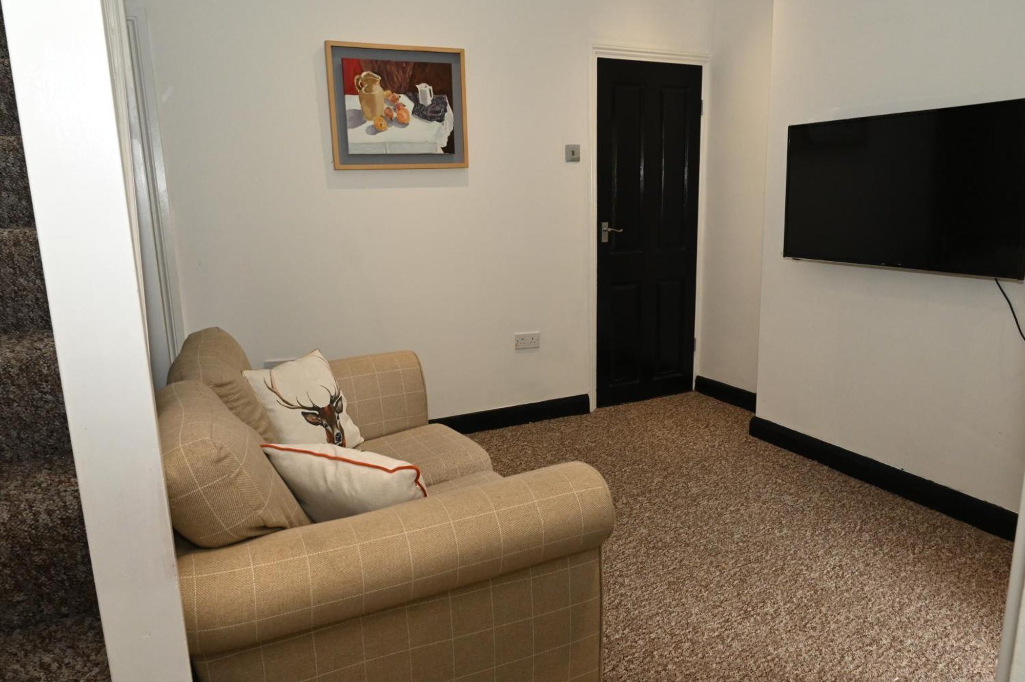 Cozy Luton Lägenhet Chatham  Exteriör bild